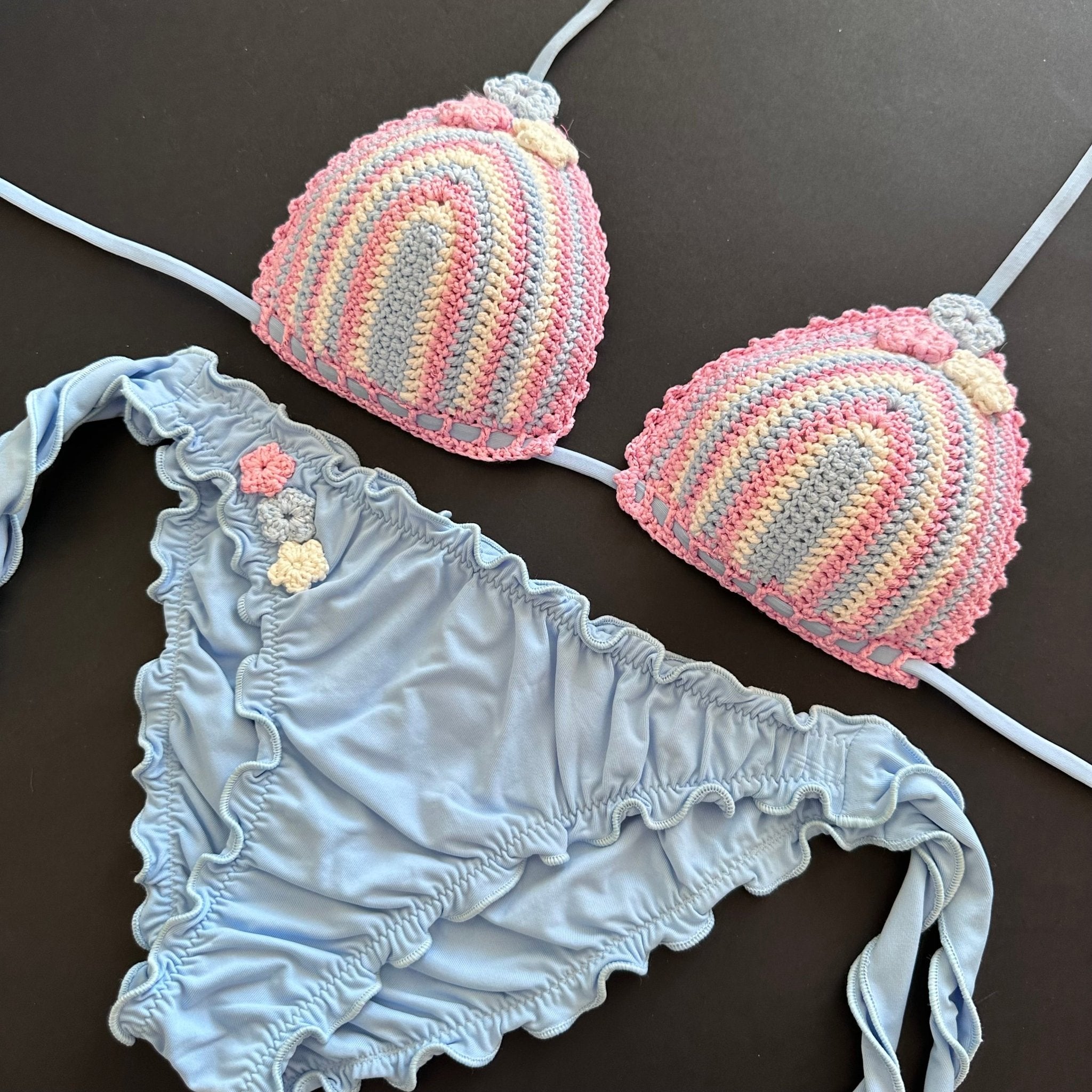 Bikini Triangolo Uncinetto Fiori Pervinca Rosa Bikini D'amare