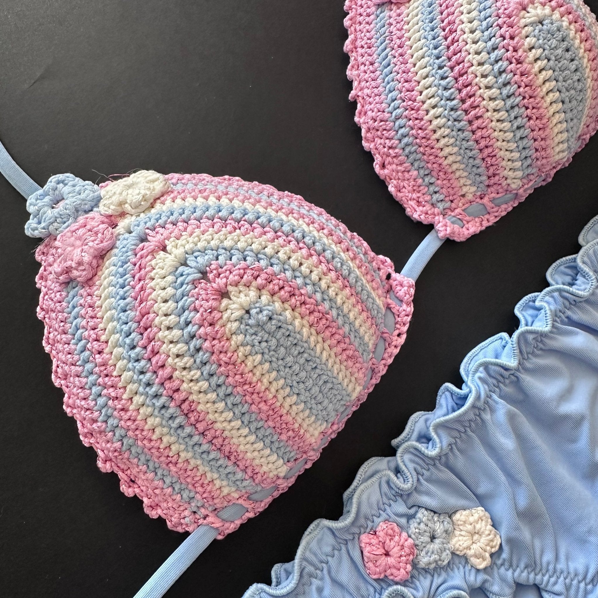 Bikini Triangolo Uncinetto Fiori Pervinca Rosa Bikini D'amare